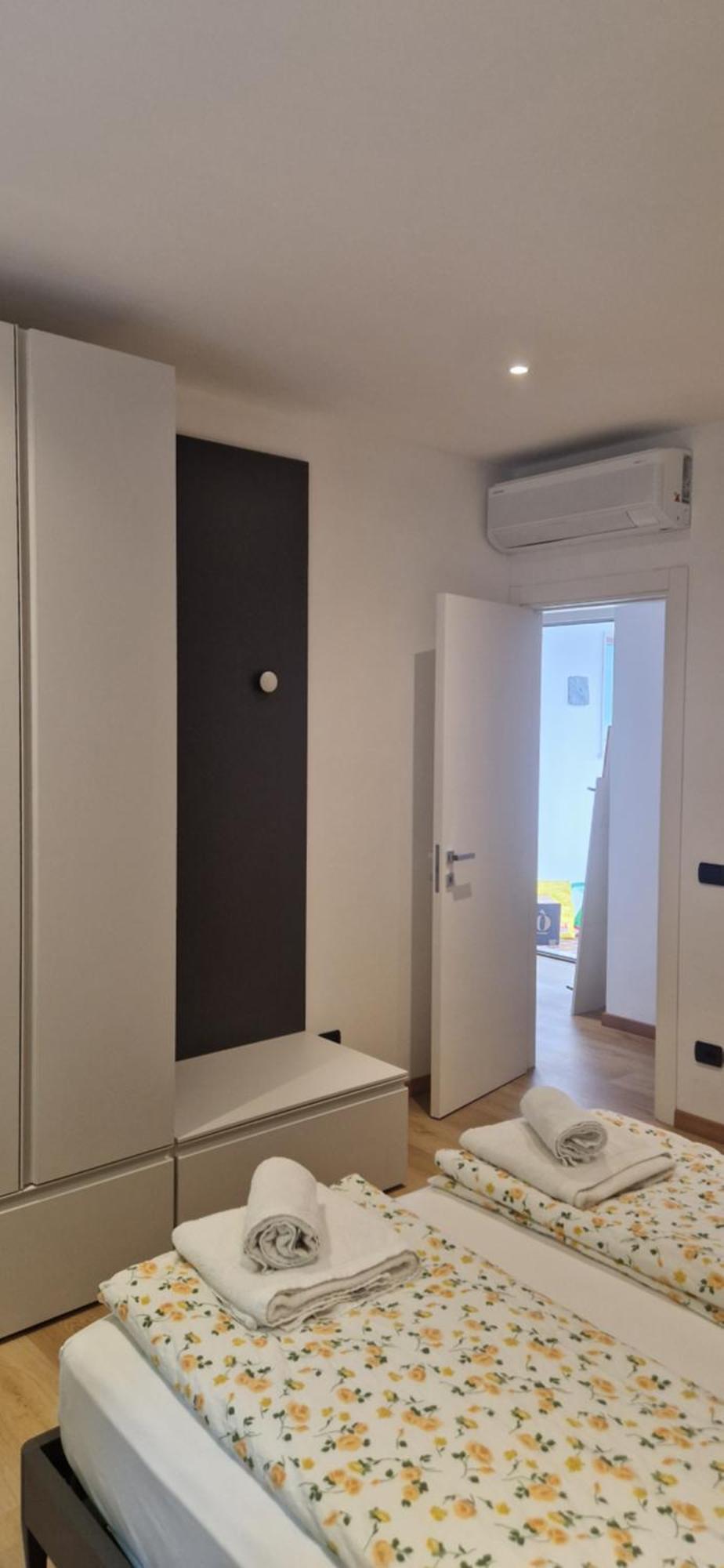 דירות ברנצונה סול גארדה Casa Manu מראה חיצוני תמונה
