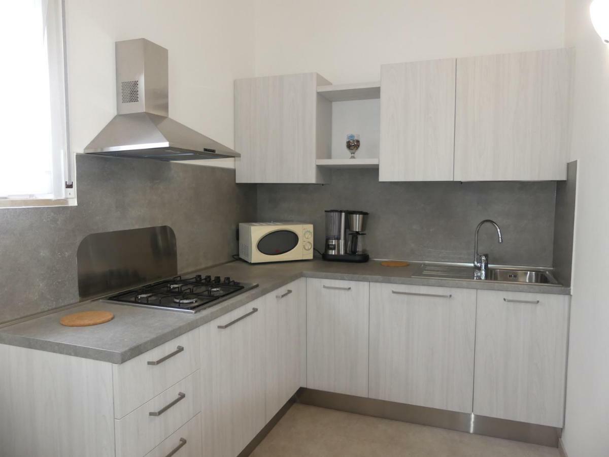 דירות ברנצונה סול גארדה Casa Manu מראה חיצוני תמונה